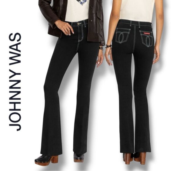 JOHNNY WAS Rue De La Flare Jean True Black Wash Flare Leg Jeans in the Size 32 - Picture 1 of 12